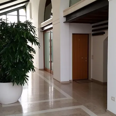 Costa Apartment *