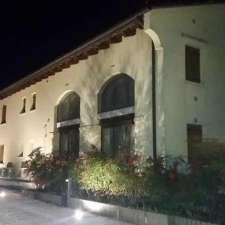 Costa Apartment