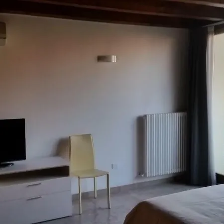 Costa Apartment *